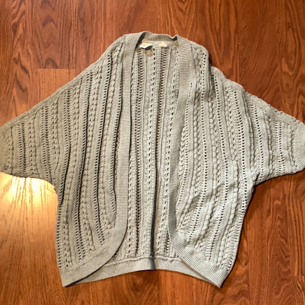 Big Girl Gap Grey Batwing Eyelet Sweater Size M